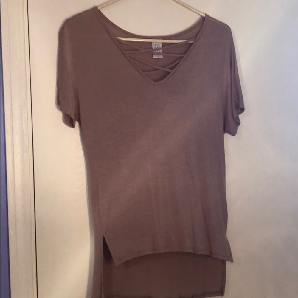 soft criss cross t-shirt